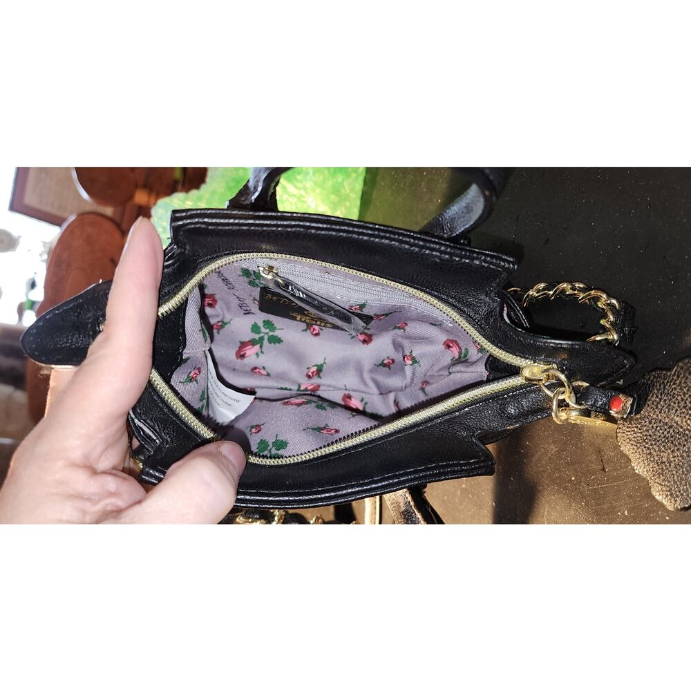 Betsey Johnson Trolls by dream works black Mini Purse with Cupcake tag - Picture 3 of 9